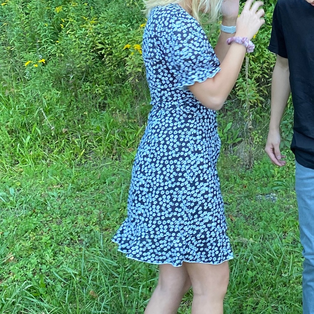 Cross/Tie Front SunDress!